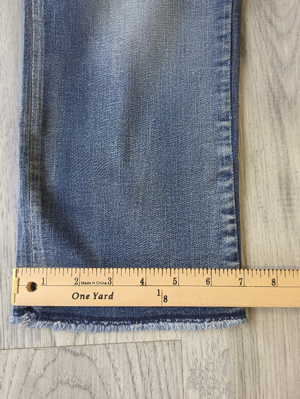 Maurices Women’s Cropped Jeans Size 3/4 Raw Hem - Picture 7 of 9